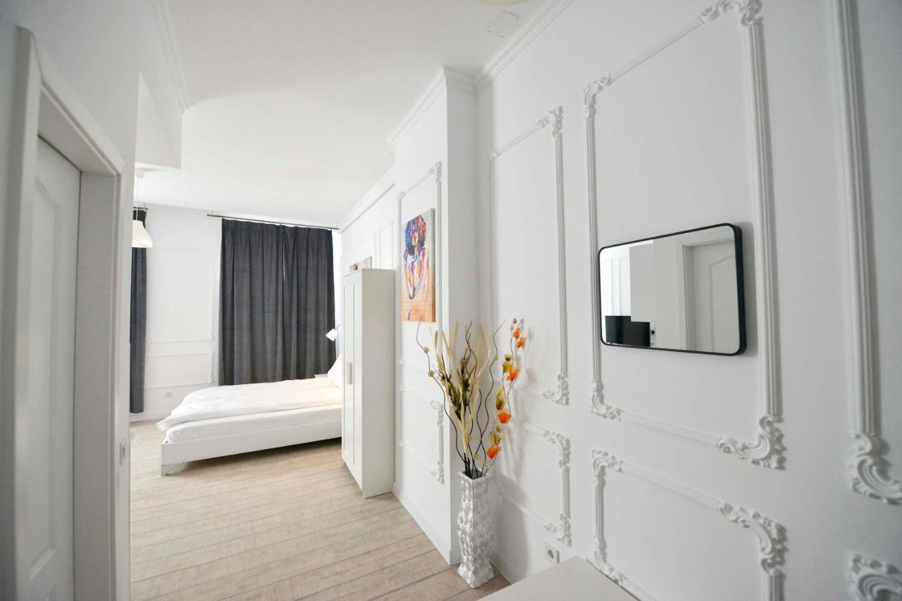 Aparthotel Otilia Bukarest Exterior foto